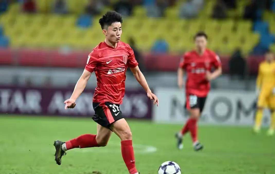 米兰体育- 亚冠今晨走向成谜，波特兰开拓者再遭质疑，话题不断，轮换策略成焦点