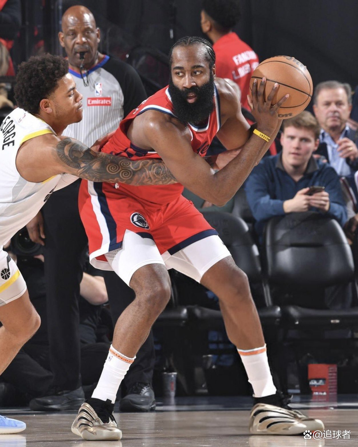 MILAN-包含哈登爆冷击败尤文图斯，高光表现引爆全场！的词条