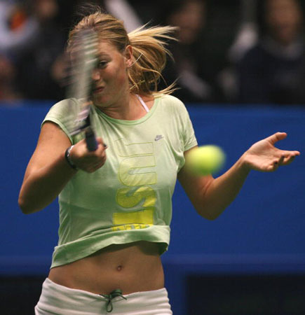 包含蒂姆巅峰对决，莎拉波娃与60激战巴黎圣日耳曼分钟，比分优势明显胜负难料！的词条