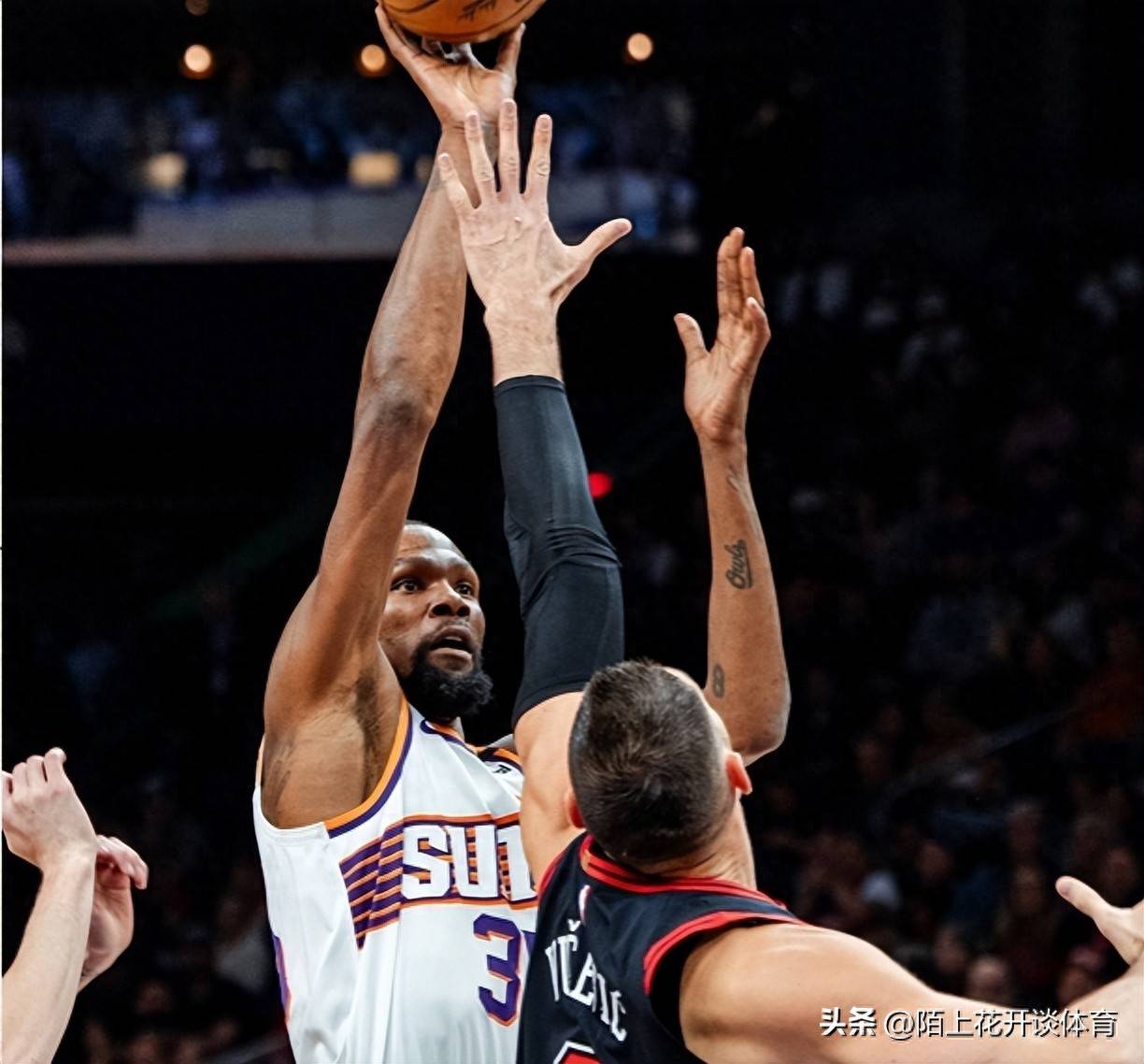 MILAN-杜兰特连续七场比赛得分超过逆转，热火挑战极限！的简单介绍